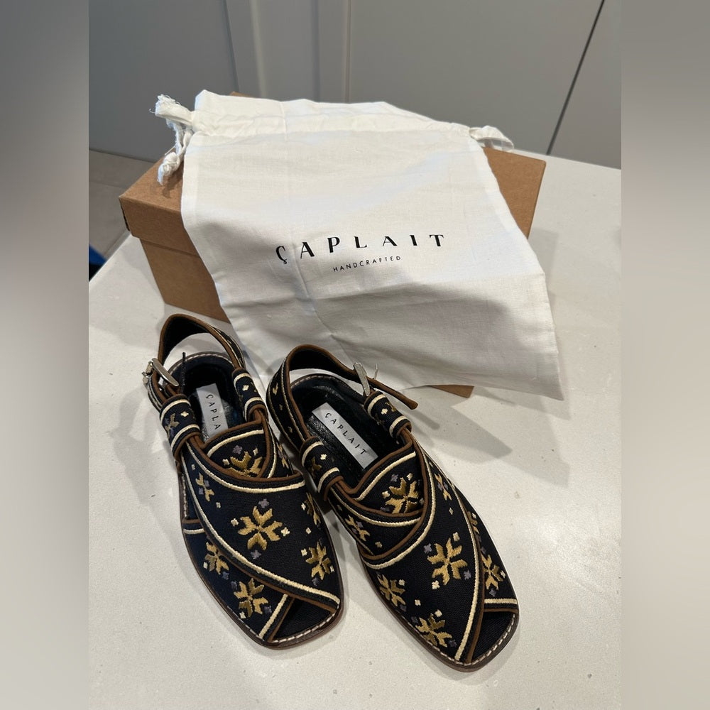 Caplait The Swati – Black And Gold Size 36/ Size 6