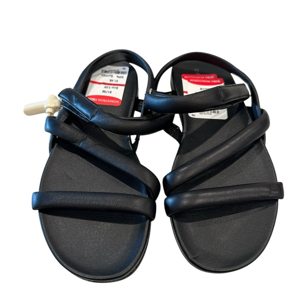 Caslon Aliyah Slingback Leather Sandal in Black Size 5.5M