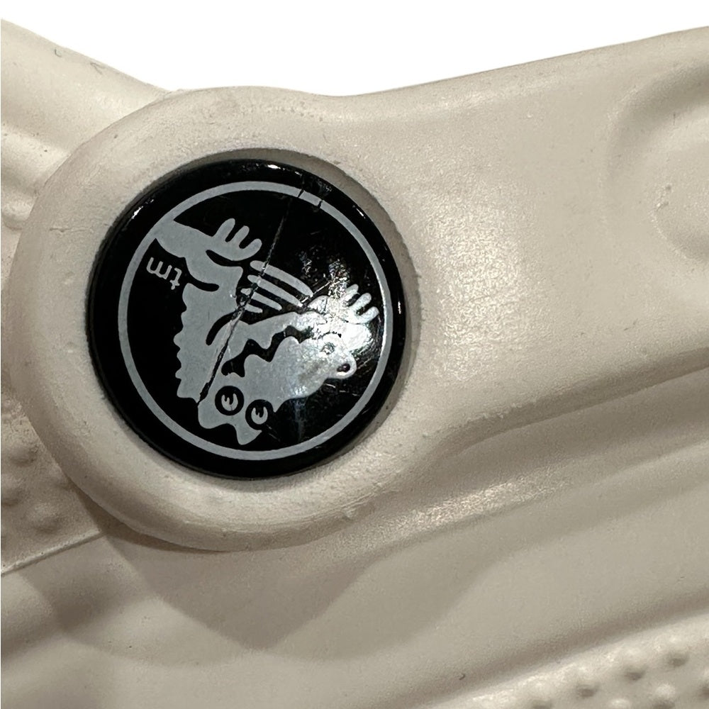 CROCS Classic Clog  Sz 6M White Pre-owned