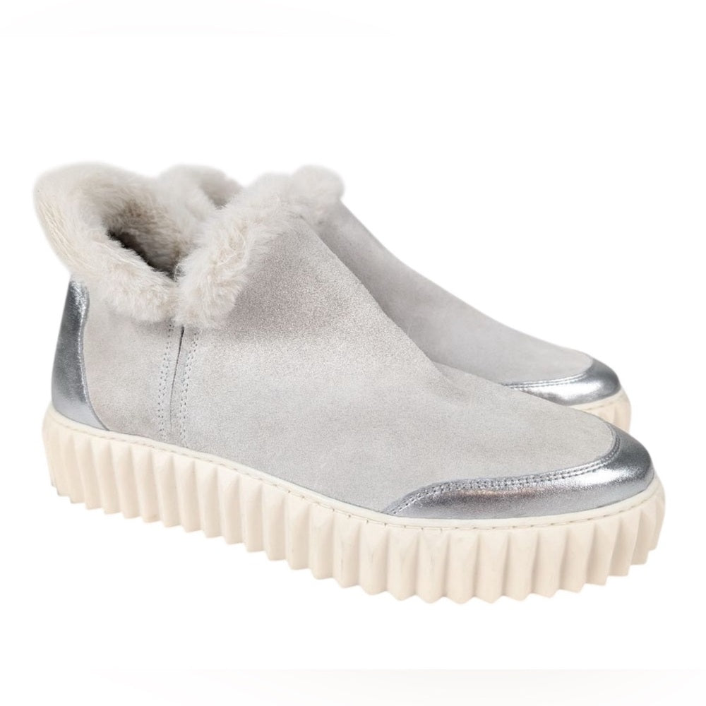 Voile Blanche Silver Sneakers with Fur Lining Size 39/US 7.5