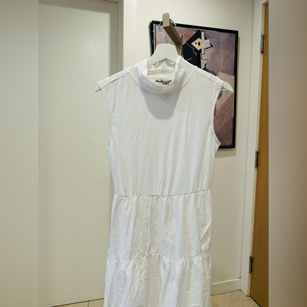 Leslie Mock Neck Sleeveless Tiered Maxi Dress
Love By Design Size Medium