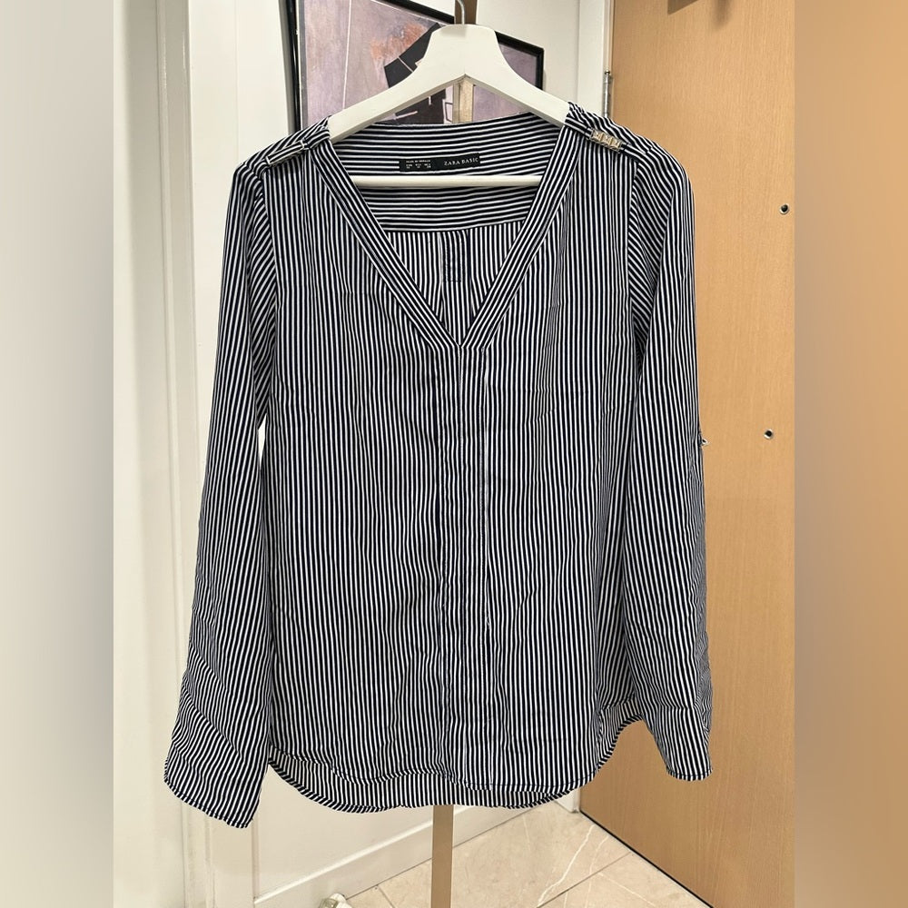 Zara Black and White Relaxed Buttoned Blouse Stripes Size M