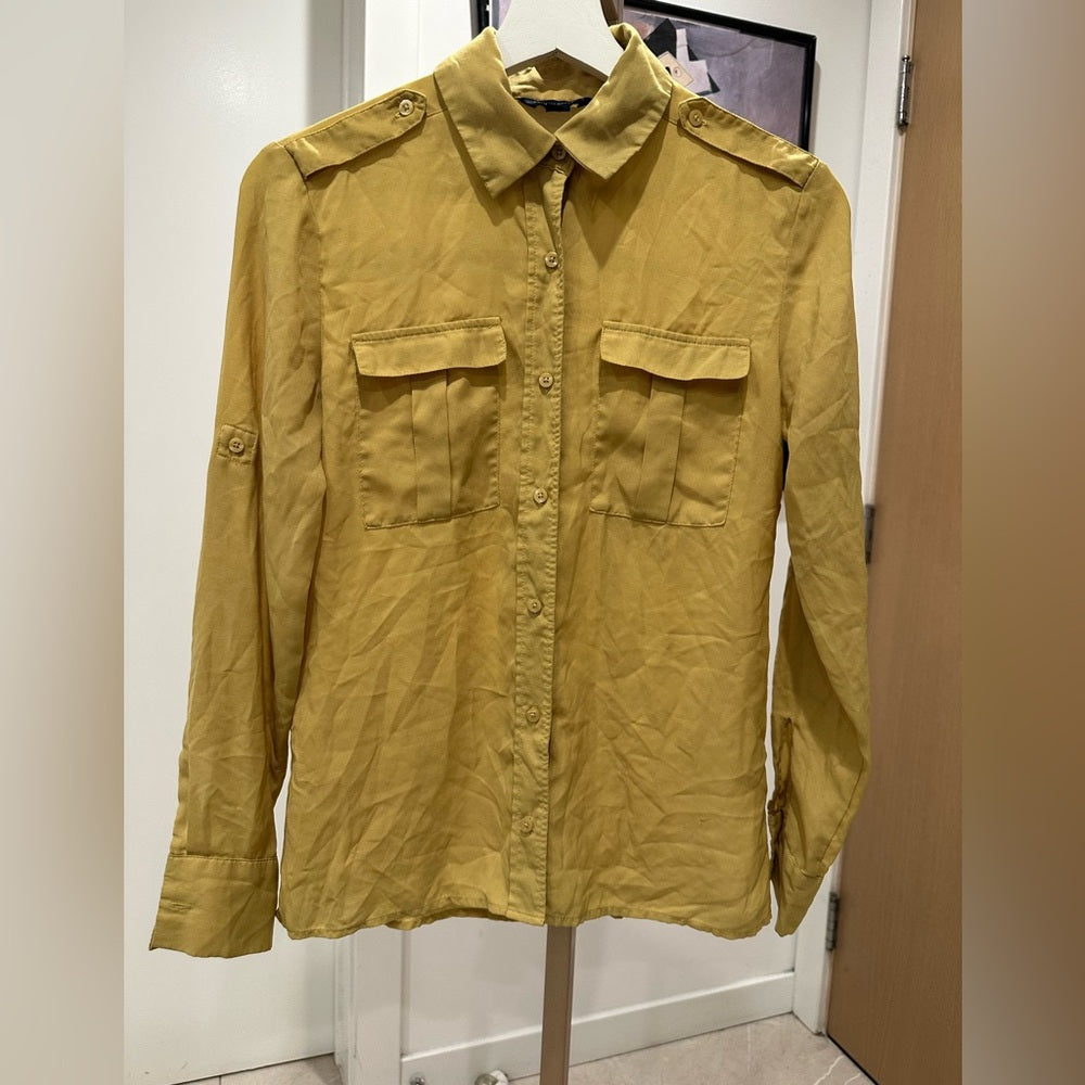 Banana Republic Yellow Mustard Casual Button Down Shirt with Relaxed Fit Sz XS