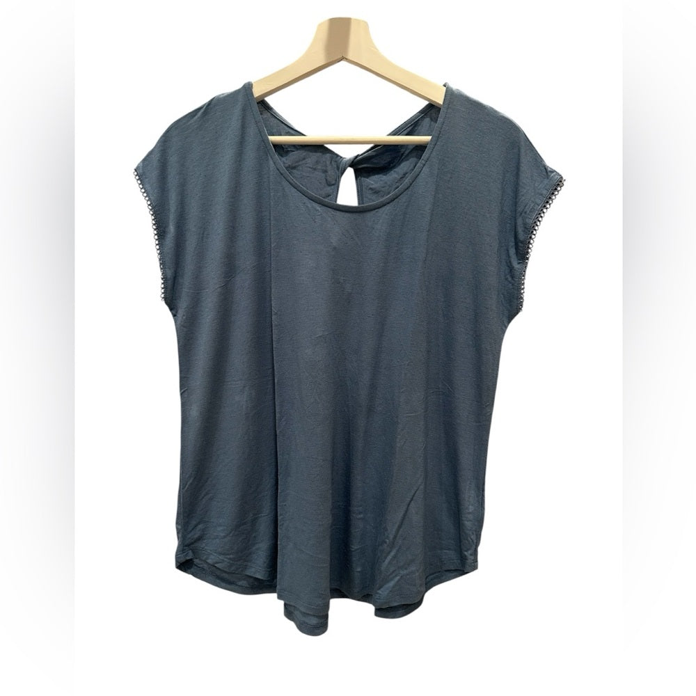 Bobeau Blue Relaxed T-Shirt Size Medium