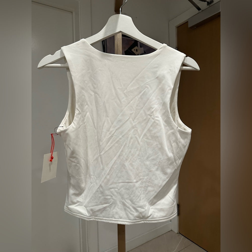 Open Edit  White Fitted Sleeveless Tank Top V Neck Size M